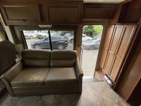 2014 Ford Motorhome Chassis