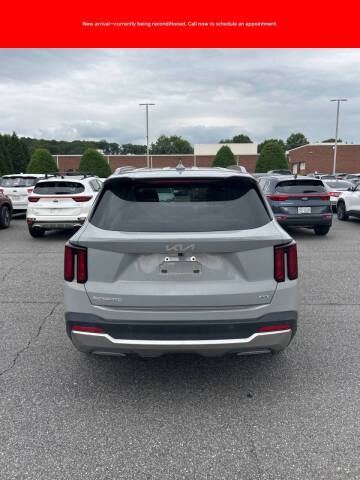 2025 Kia Sorento EX