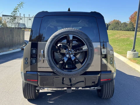 2026 Land Rover Defender 110 P300 S