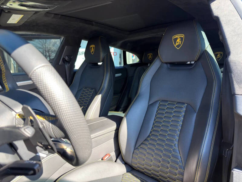 2020 Lamborghini Urus