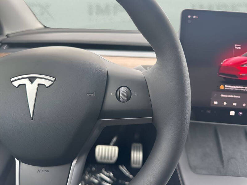 2024 Tesla Model Y Performance