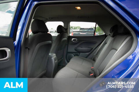 2025 Hyundai Venue SE