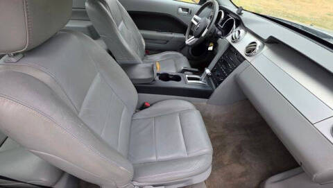 2006 Ford Mustang V6 Premium