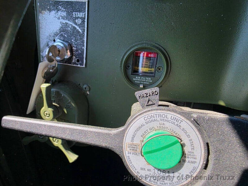 1988 HUMMER H1