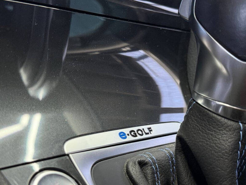 2019 Volkswagen e-Golf SE