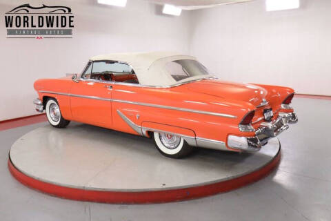 1955 Lincoln Capri