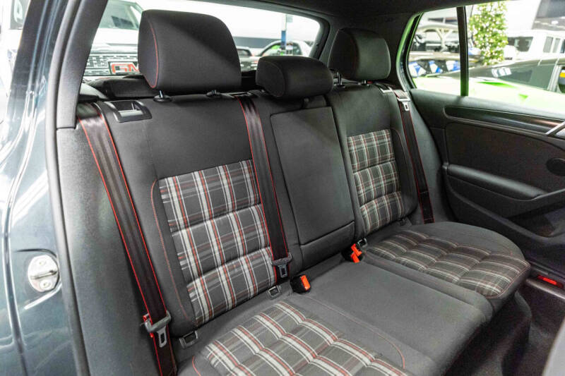 2014 Volkswagen GTI Wolfsburg Edition PZEV