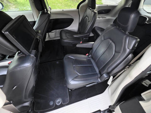 2019 Chrysler Pacifica Touring L Plus