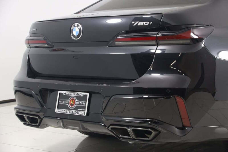 2023 BMW 7 Series 760i xDrive