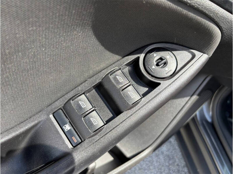 2017 Ford Focus SEL
