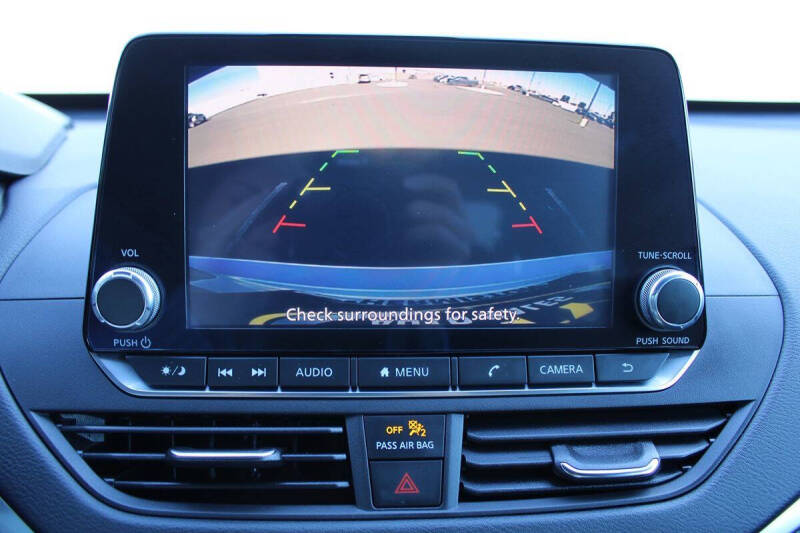 2021 Nissan Altima 2.5 SV