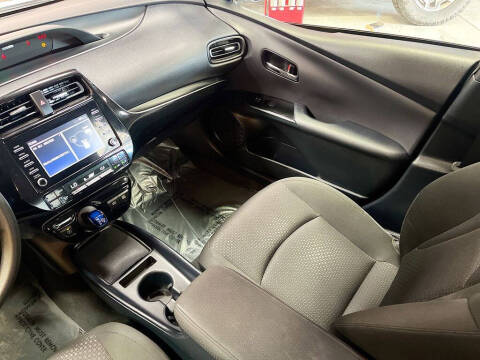 2020 Toyota Prius LE AWD-e
