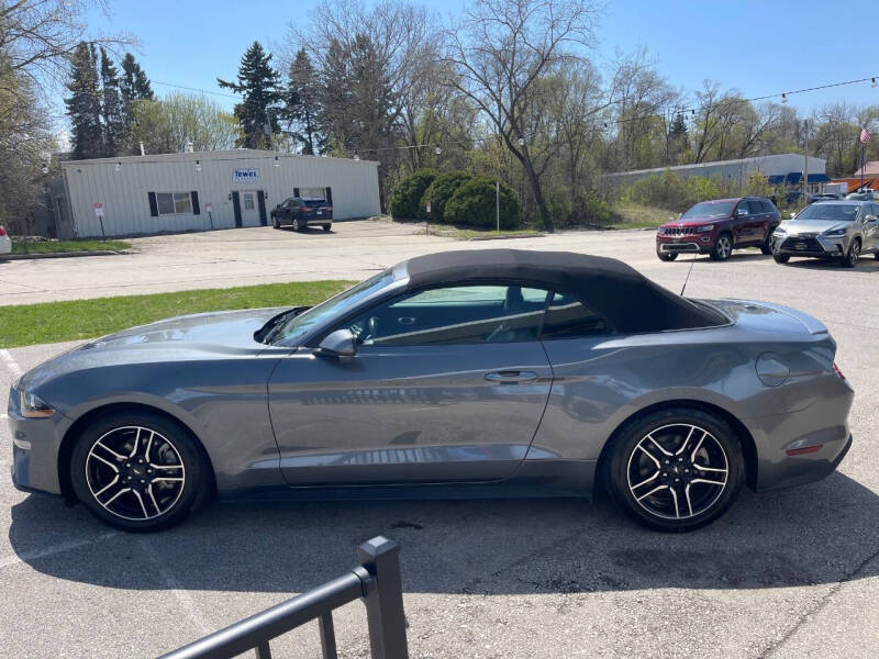 2023 Ford Mustang EcoBoost
