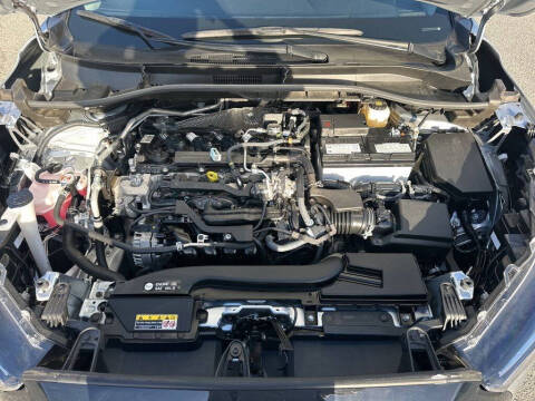 2025 Toyota Corolla Cross LE