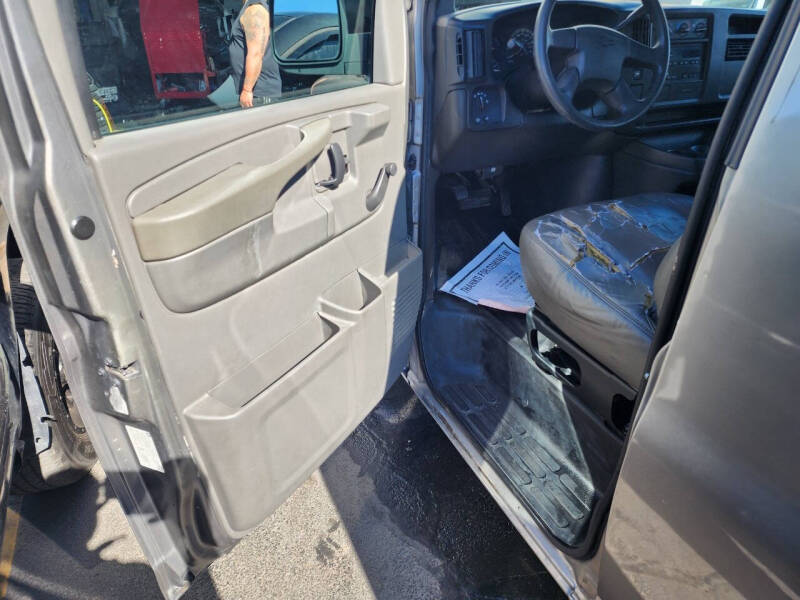 2006 Chevrolet Express LS 1500