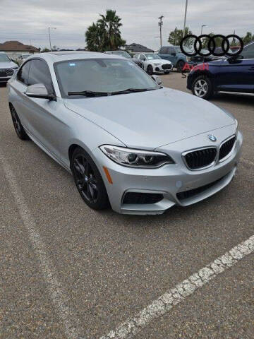 2016 BMW 2 Series M235i