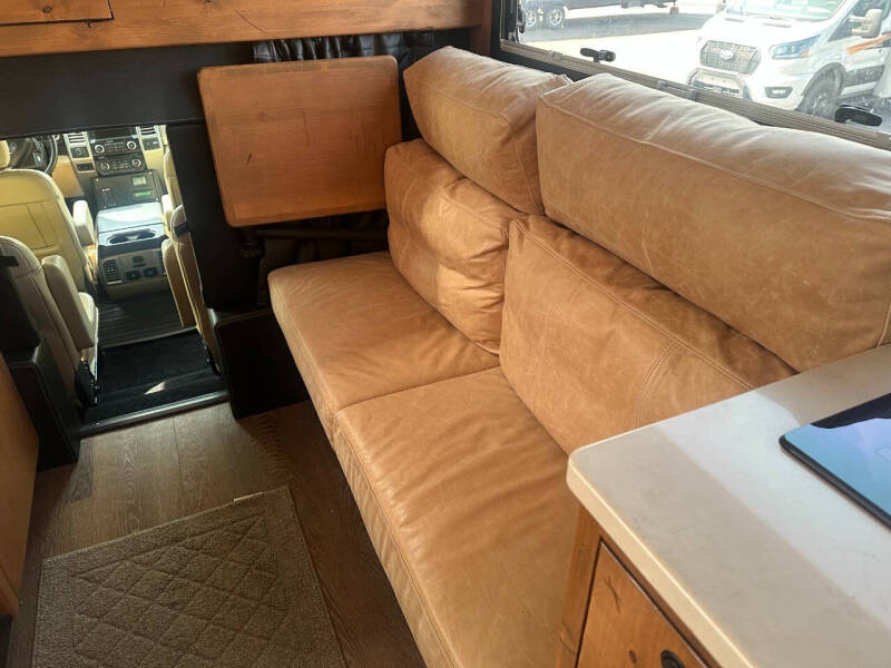 2017 Earth Roamer LTS 189