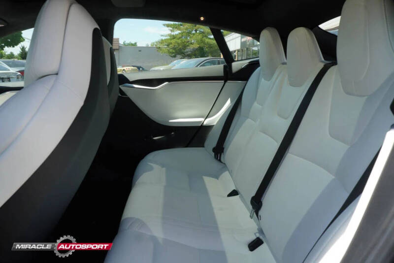 2017 Tesla Model S