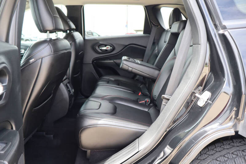 2019 Jeep Cherokee Trailhawk