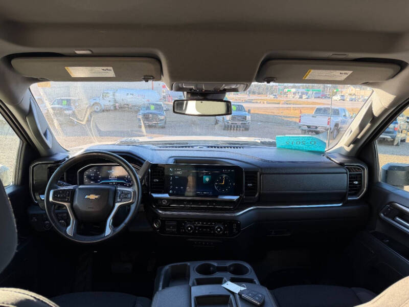 2024 Chevrolet Silverado 3500HD CC LT