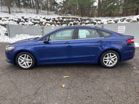 2013 Ford Fusion SE