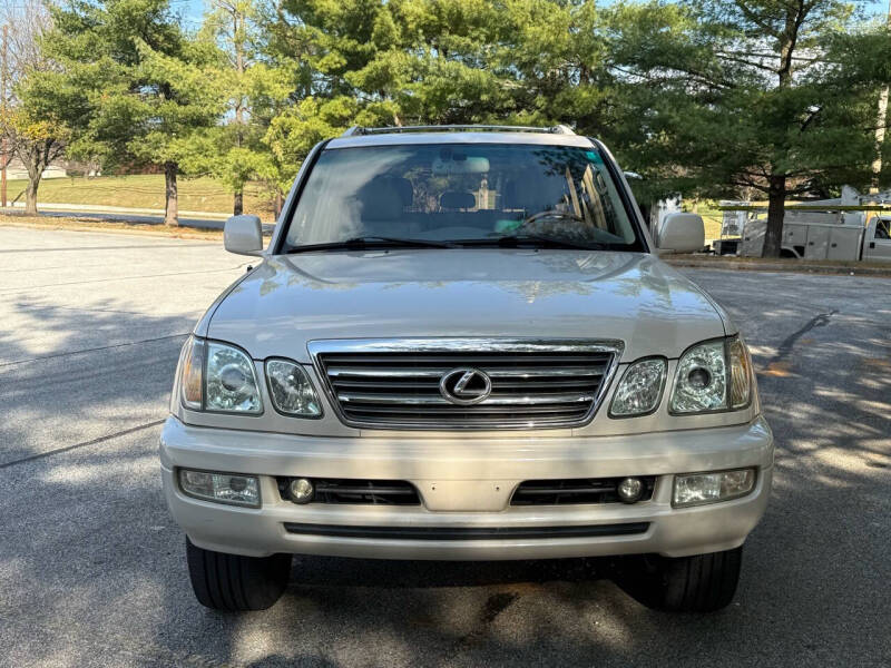 2003 Lexus LX 470 photo 13