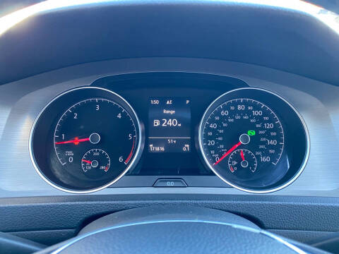 2015 Volkswagen Golf TDI S