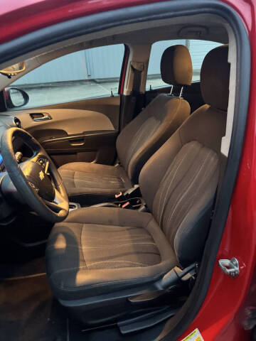 2014 Chevrolet Sonic LT Auto