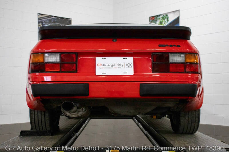 1985 Porsche 944