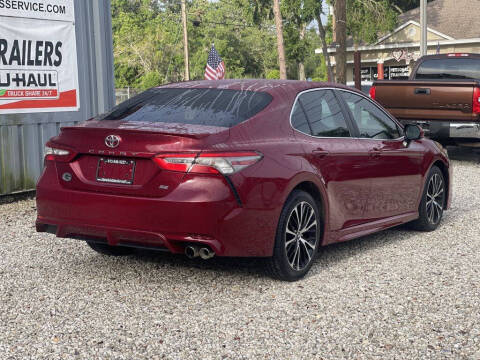 2018 Toyota Camry SE
