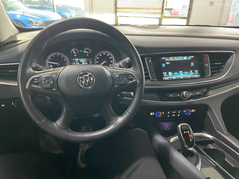 2018 Buick Enclave Essence