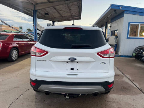 2015 Ford Escape SE