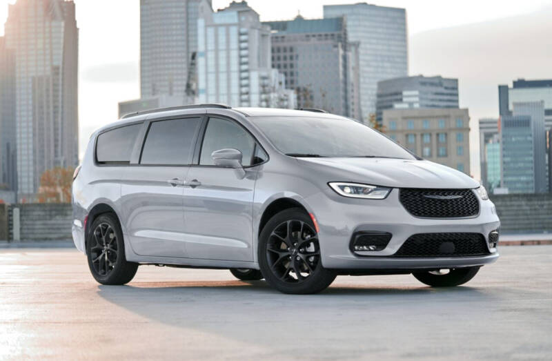 2023 Chrysler Pacifica for sale at Diamante Leasing in Brooklyn NY