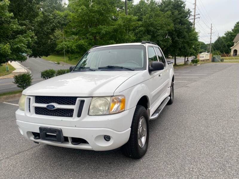 2005 Ford Explorer Sport Trac for sale at PREMIER AUTO SALES in Martinsburg WV