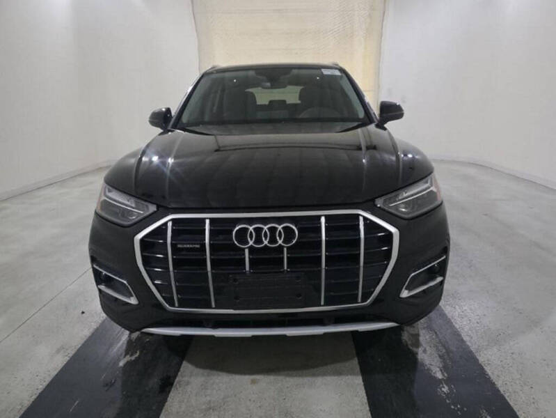 2023 Audi Q5 quattro Premium 40 TFSI