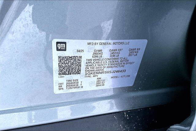 2025 GMC Acadia Elevation