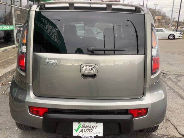 2010 Kia Soul +