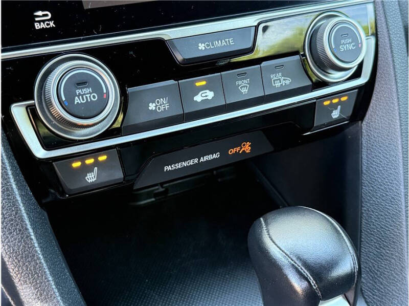 2017 Honda Civic Touring