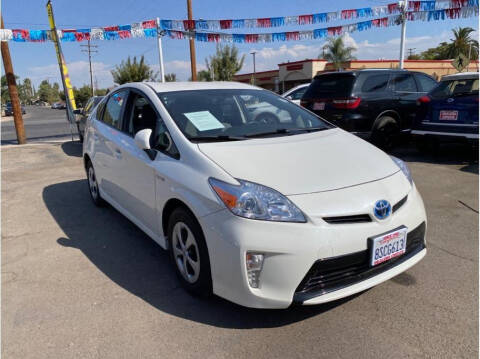 2015 Toyota Prius for sale at Dealers Choice Inc in Farmersville CA