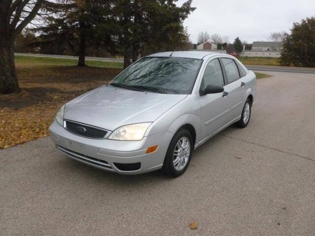 2005 Ford Focus for sale at HUDSON AUTO MART LLC in Hudson WI