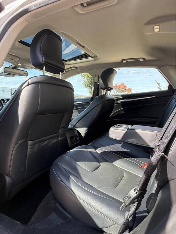 2019 Ford Fusion Hybrid Titanium