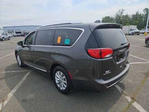 2018 Chrysler Pacifica Touring L