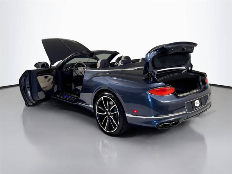 2020 Bentley Continental GTC V8