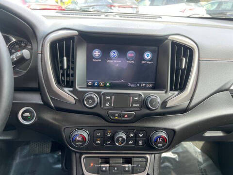 2023 GMC Terrain AT4
