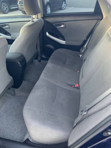 2014 Toyota Prius Two