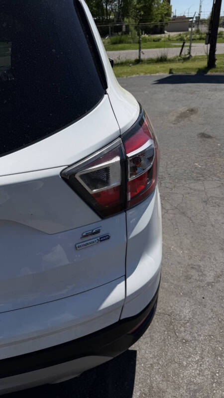 2017 Ford Escape SE