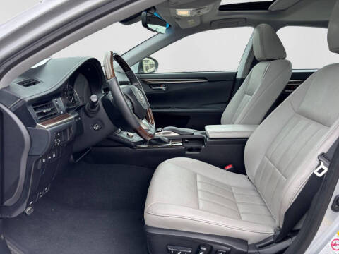 2017 Lexus ES 350