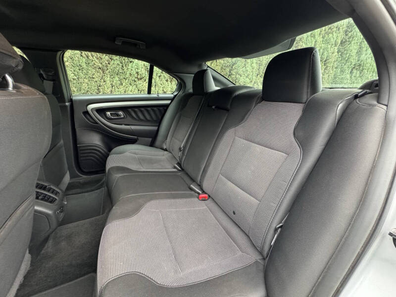 2016 Ford Taurus SEL