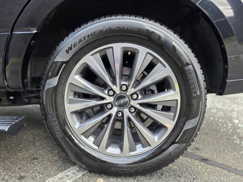 2016 Lincoln Navigator Select