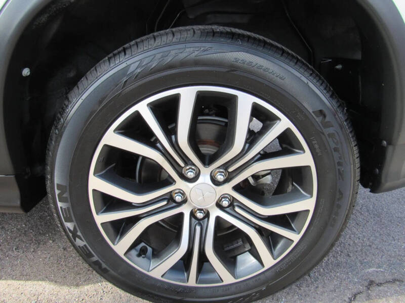 2019 Mitsubishi Outlander Sport SE